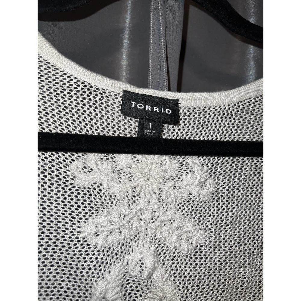 Torrid Top Size 1 - Picture 2 of 3